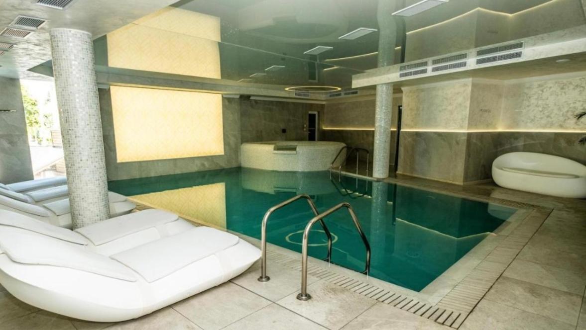 Luxury Apartment Rich 3 ヴェリングラード エクステリア 写真