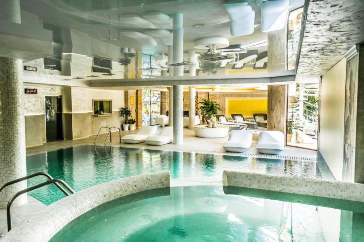 Luxury Apartment Rich 3 ヴェリングラード エクステリア 写真